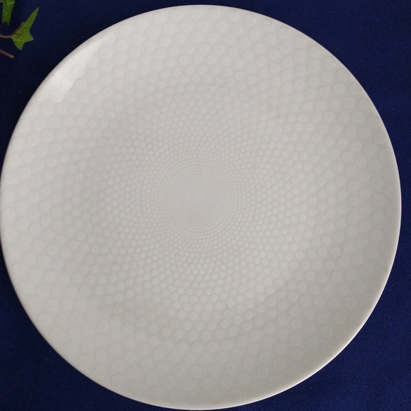 CURRIER & IVES 3 Bundle Dinner Table Plates - Picture 5 of 16